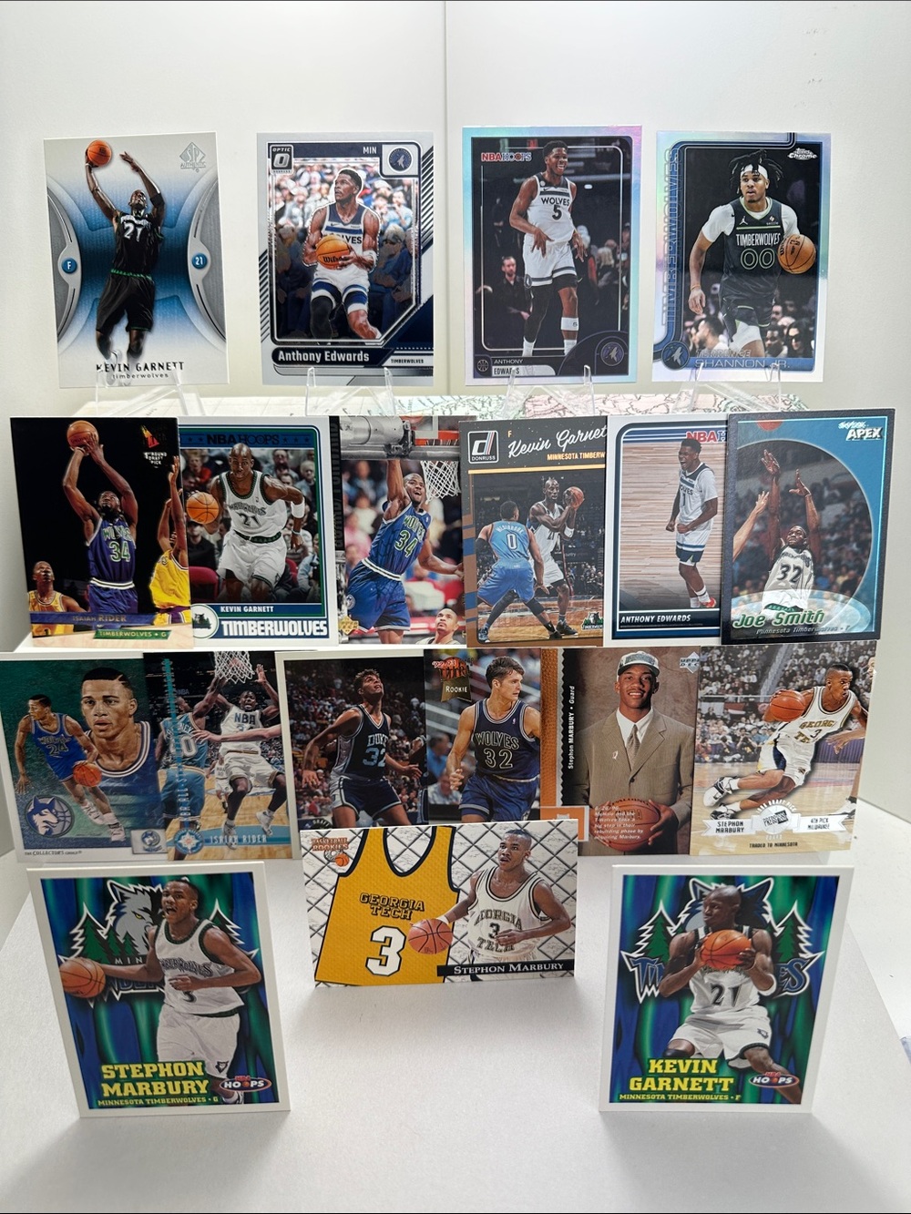 Anthony Edwards/Kevin Garnett TimberWolves lot of 19+ Marbury/JR Rider Rookies
